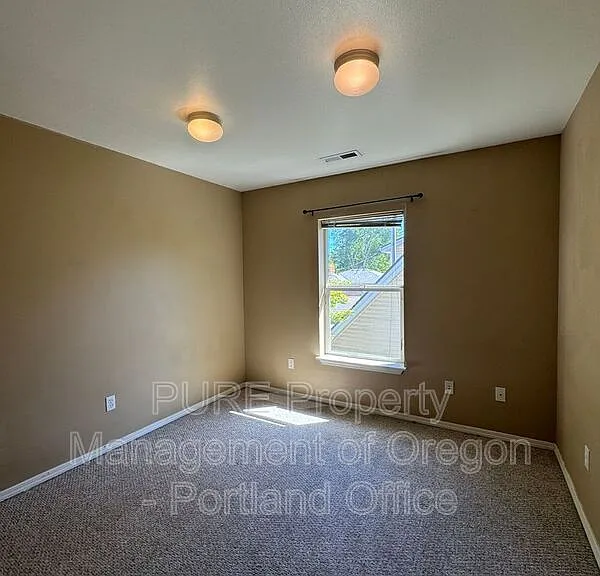 6734 N Montieth Ave — Photo 10