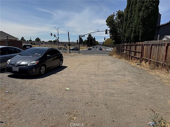5th image of 408 Sunset Ave