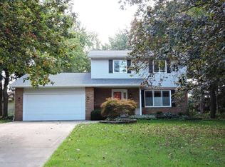 1233 Alpine Dr, Dewitt, MI