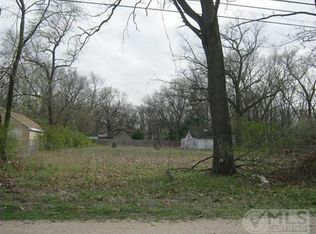 3233 Macarthur Rd, Muskegon, MI 49442