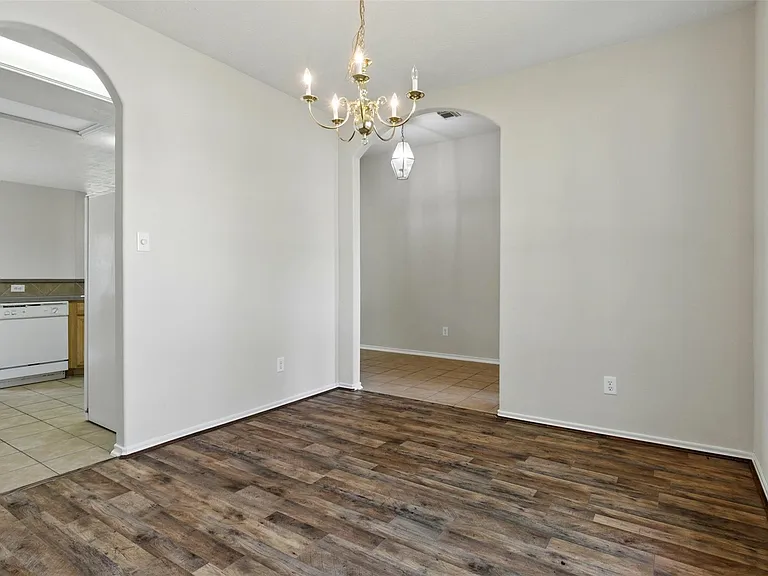 4827 Claymill Ct — Photo 8