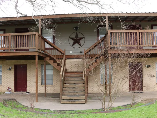 3708 Forestwood Dr #B, Bryan, TX 77801