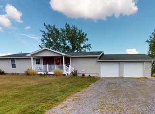 52 Saw Mill Rd, Dundee, NY 14837