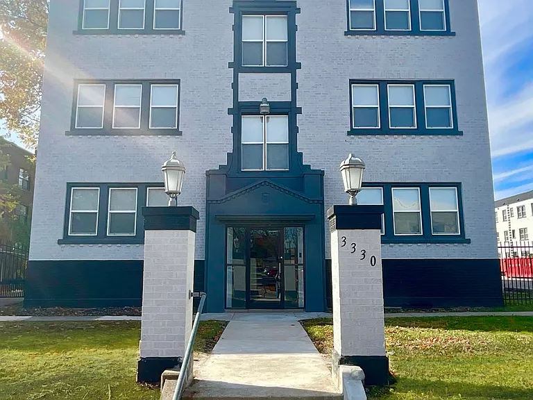 Meridian Living II — Photo 36
