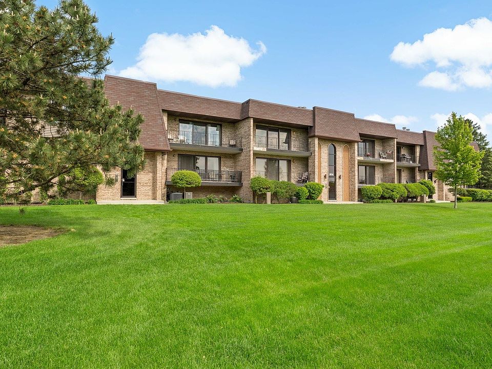 1st image of 15712 Lake Hills Ct Unit 2N