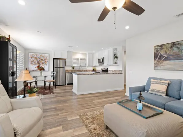 3707 Hickory Way, Oceanside, CA 92057