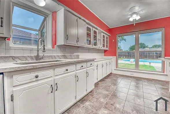 1619 Marquette Dr — Photo 6