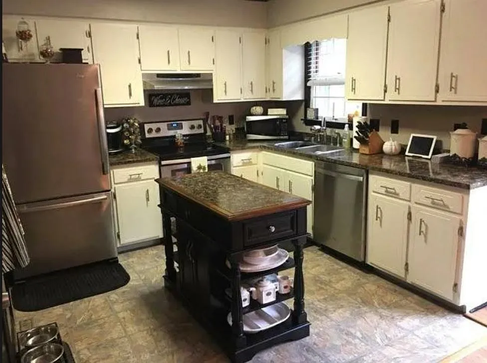 2 bed, 1.5 bath, 1120 sqft, $1,595 — Photo 4