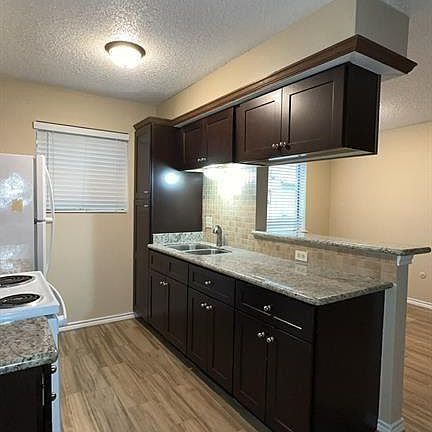 3rd image of 1410 Blalock Rd APT 3