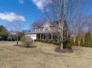 7 Janet Ln, Albany, NY 12203