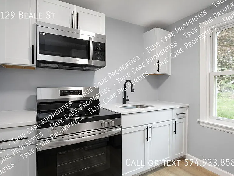 1129 Beale St — Photo 7