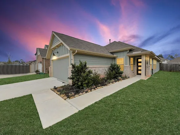 1410 Cecilia Vines Dr, Conroe, TX 77301