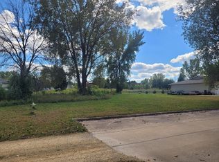 1312 3rd St NE, Oelwein, IA 50662