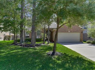 98 N Archwyck Cir, Spring, TX 77382