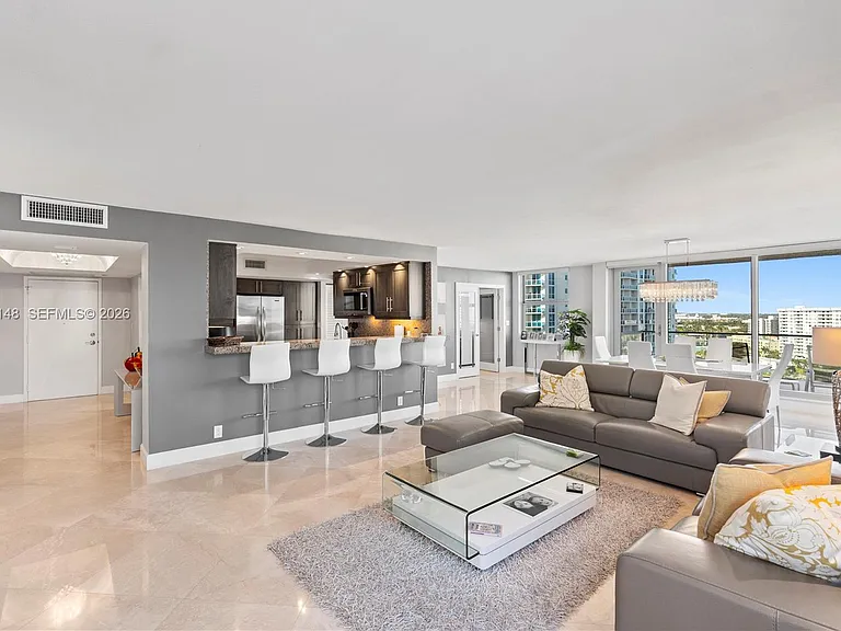 1920 S Ocean Dr #17D — Photo 6