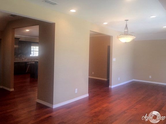 5th image of 4304 McKnight Dr