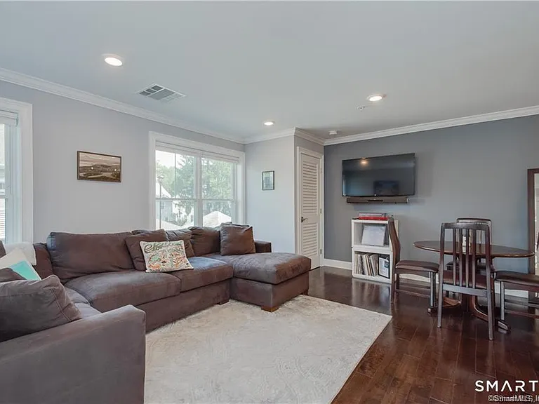 2 Bishop Rd #201 — Photo 15