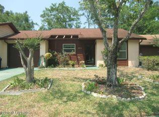 10711 Meadow Lea Dr, Jacksonville, FL 32218