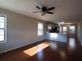 411 E Cedar St, Dickson, TN 37055