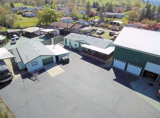 612 Bills Rd, Myrtle Creek, OR 97457