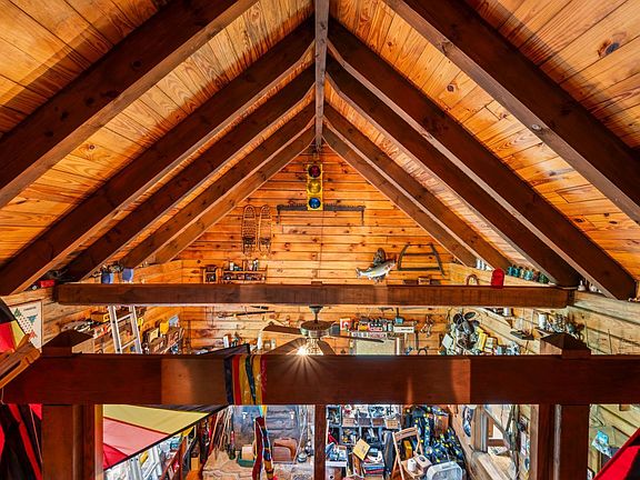 23rd image of 7631 Bear Creek Rd
