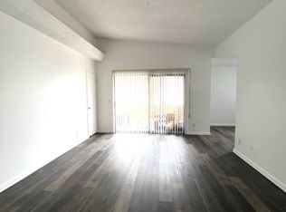 1245 Brockton Ave APT 9, Los Angeles, CA 90025