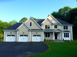 7 Old Mill Ct, Norwalk, CT 06850