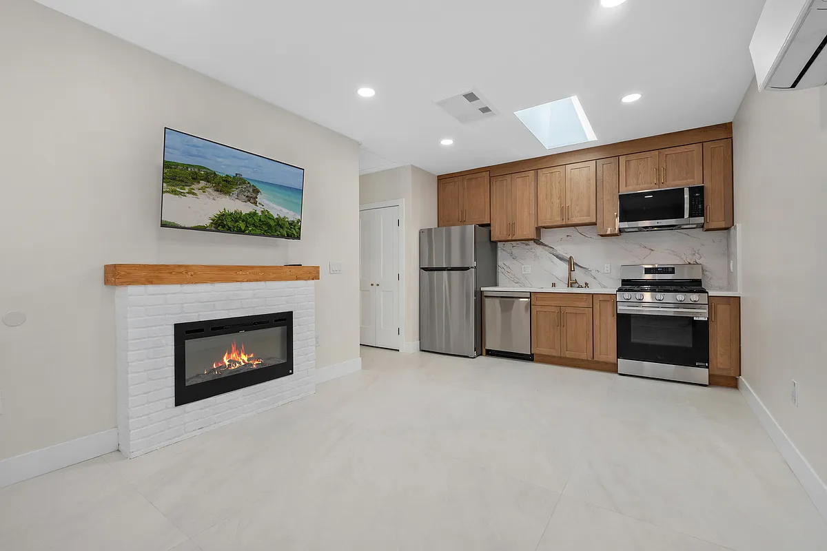 1 bed, 500 sqft, $3,000 — Photo 2