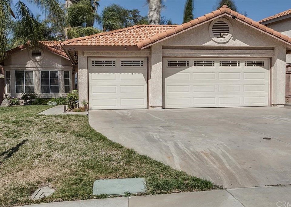 1st image of 39755 Notting Hill Dr