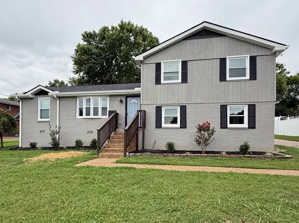120 Lakeshore Dr, Old Hickory, TN 37138