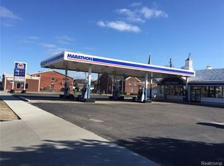 6650 Schaefer Rd, Dearborn, MI 48126