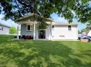 612 S Main St, Peoria, IL