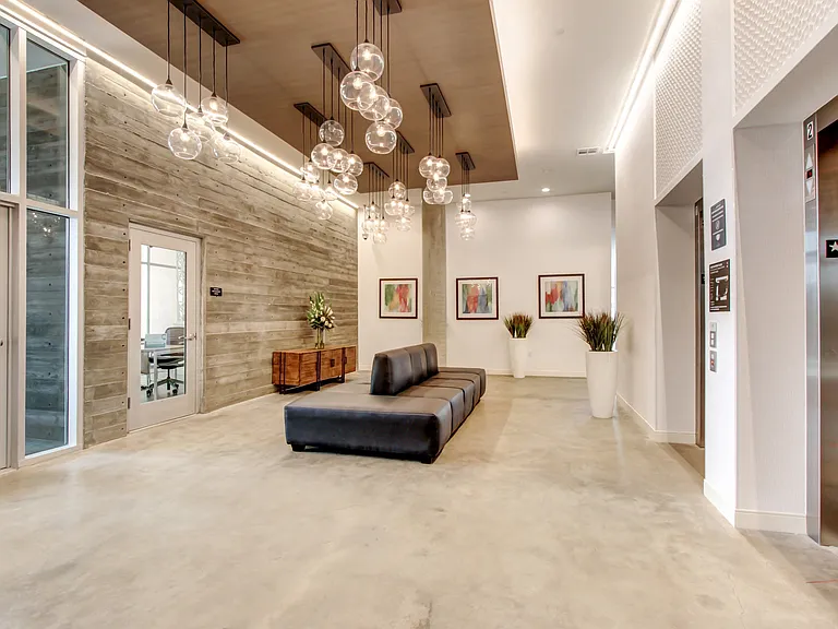 Watermark Apartments — Photo 68