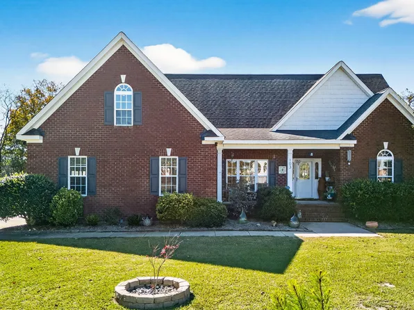 103 Bradford Place, La Grange, NC 28551