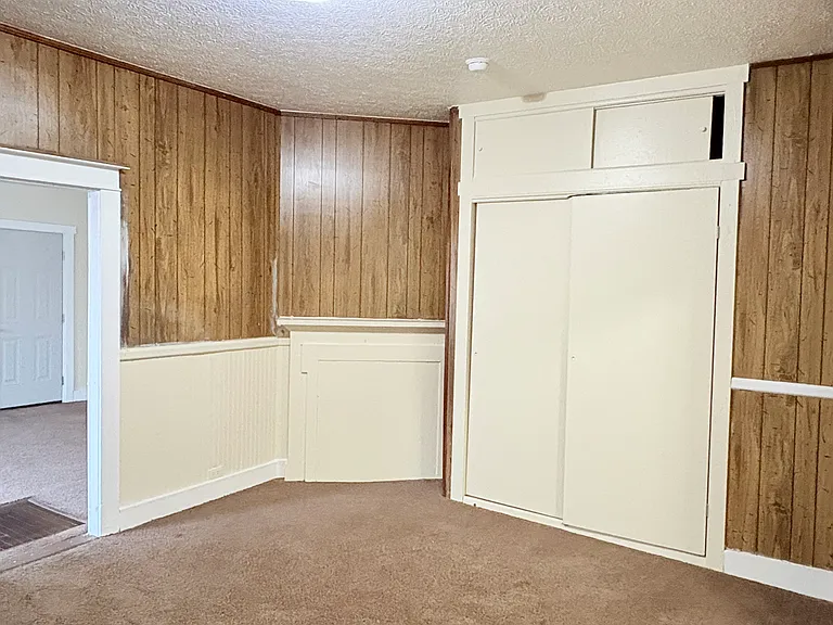 217 Glen Lily Rd #2 — Photo 6