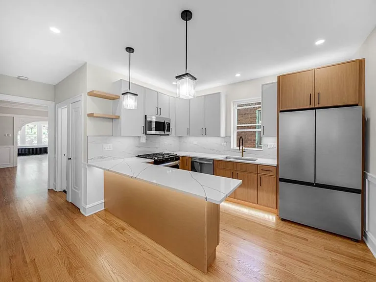 5341 W Wrightwood Ave #1 — Photo 2