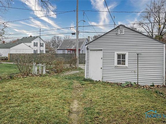 5th image of 532 Toronto Ave