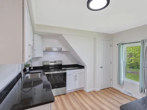 6644 Collamer Rd Floor 2, East Syracuse, NY 13057