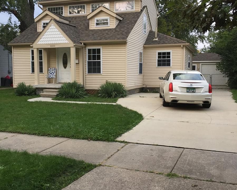1st image of 22221 Lange St