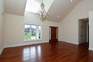 5th image of 807 Reigh Ct