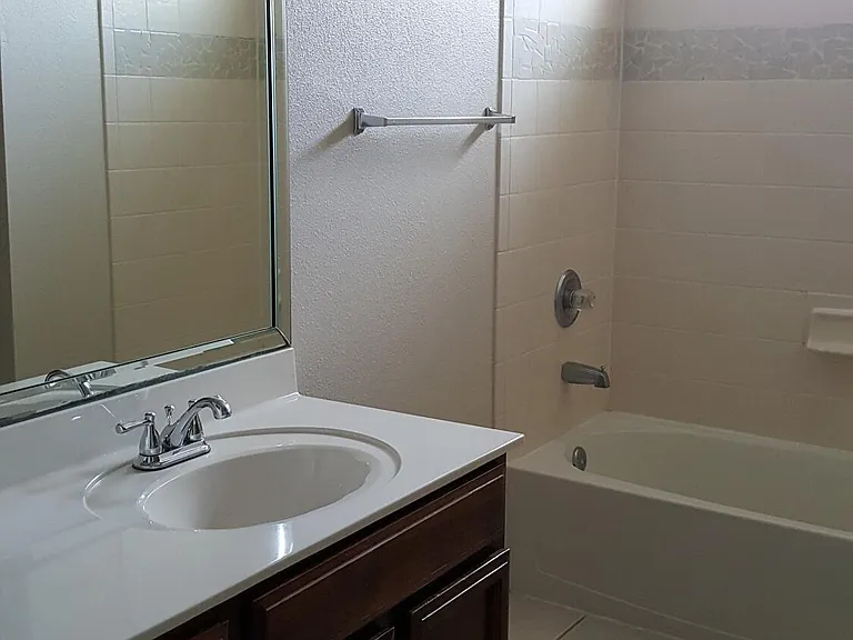 661 Paseo Sereno Dr — Photo 13