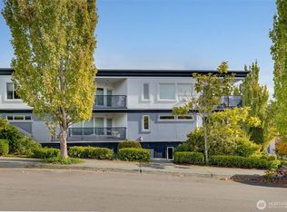 Kirkland Condo, Kirkland, WA 98033