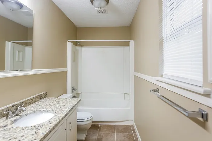 20 Single Oaks Dr — Photo 7