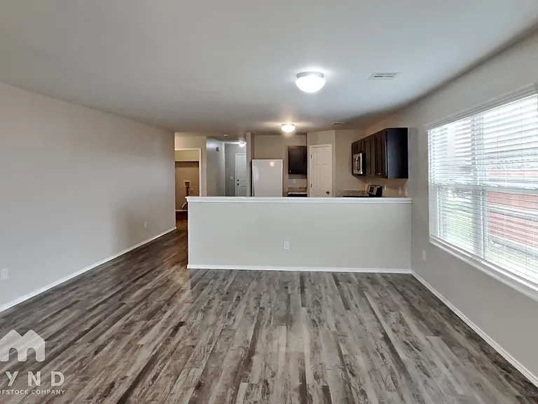 12201 Jude Way — Photo 5