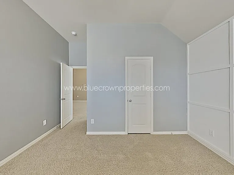 1917 Lawnview Dr — Photo 19