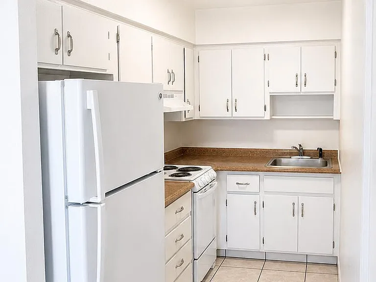 1814 E Oakland Park Blvd #41 — Photo 3