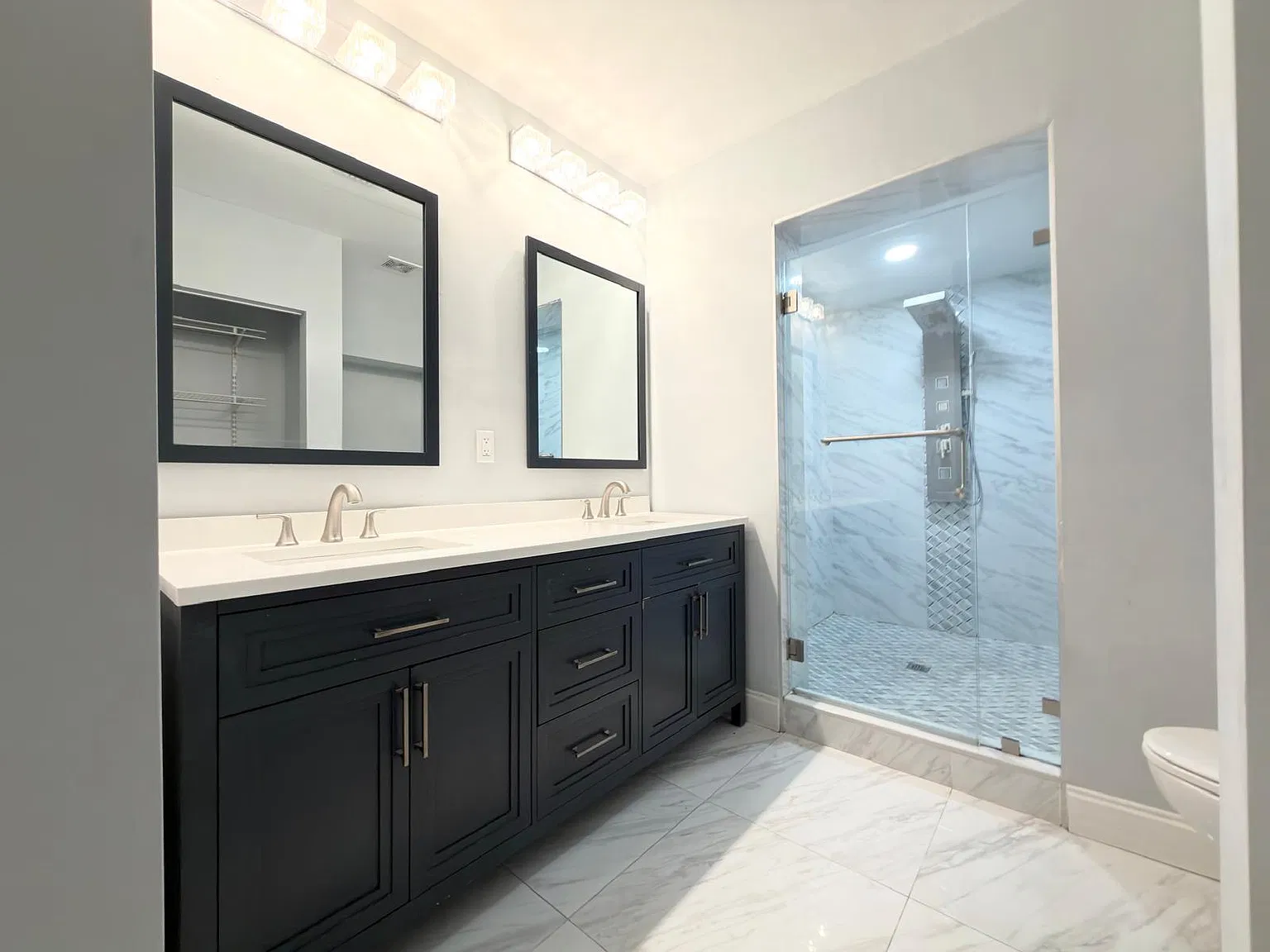 3 bed, 2.0 bath, 1150 sqft, $2,850 — Photo 3