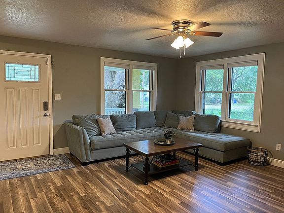 2nd image of 3908 Alafia Blvd