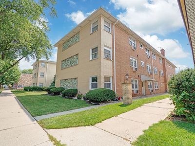 4924 N Lester Ave APT 1E, Chicago, IL, 60630