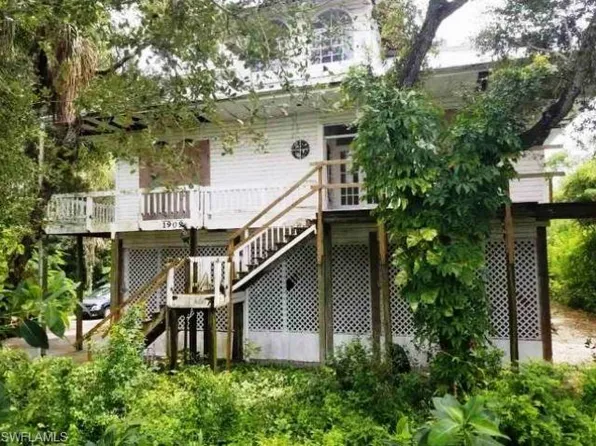 1909 Sheffield Ave, Marco Island, FL 34145